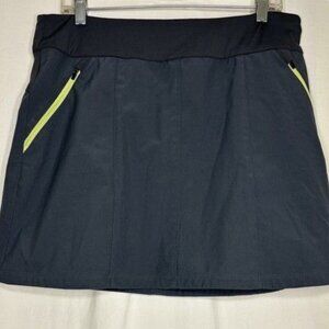 Title Nine Gray Stretch Skirt Size 12 Three Zippered Pockets Hiking Travel Sport